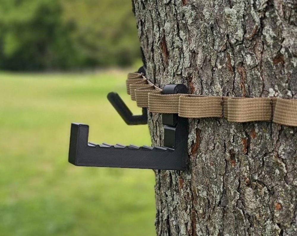 Saddle Hunting Bow Hanger with Molle Clips